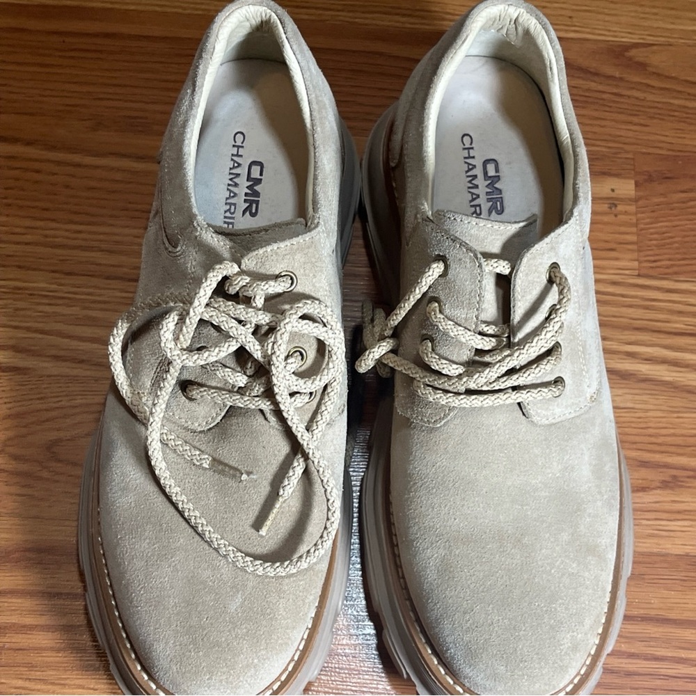 C.M.R. Chamarrie Men’s Beige Suede Chukka Boots